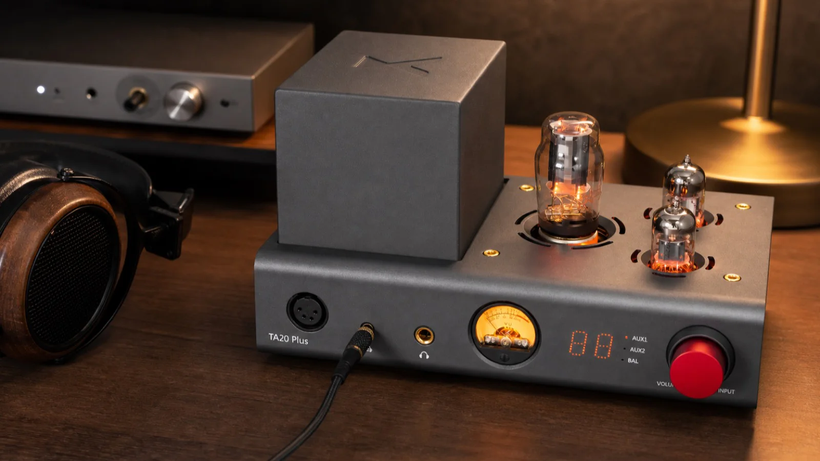 TA20 Plus Fully balanced tube-hybrid desktop headphone amplifier
